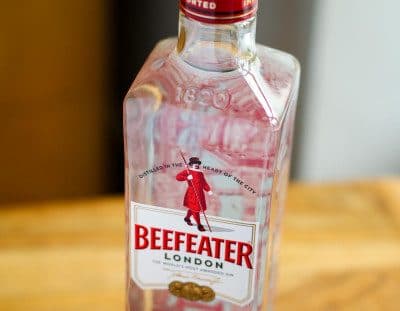 Gin Beefeater + 4 (sucuri / energizante)